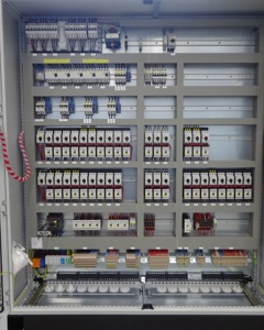 Control Cabinet Layer Production - floor vent./feed./Light